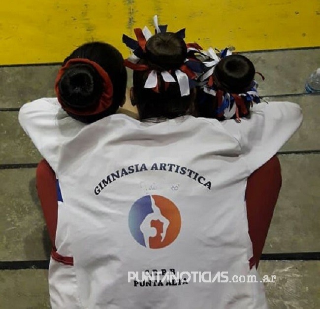 Las puntaltenses sumaron 15 medallas en el Nacional de Clubes de Gimnasia Artística     