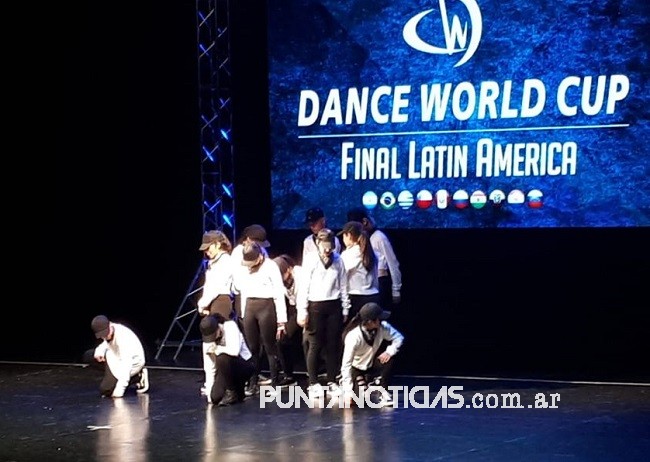 Los puntaltenses "The Gifted" se presentaron en el Dance Word Cup y clasificaron a Brasil 2020