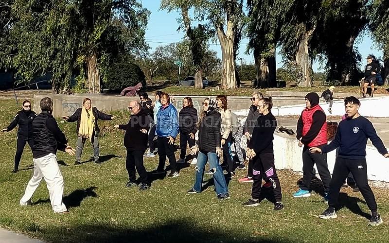 “Un mundo, una respiración”: Tai Chi en el Parque Sarmiento