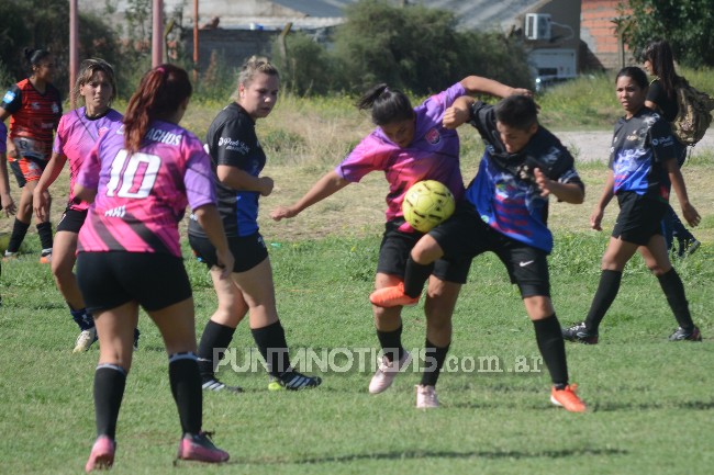 Arrancó el Torneo Apertura “Verónica Parada” de Fútbol Femenino 