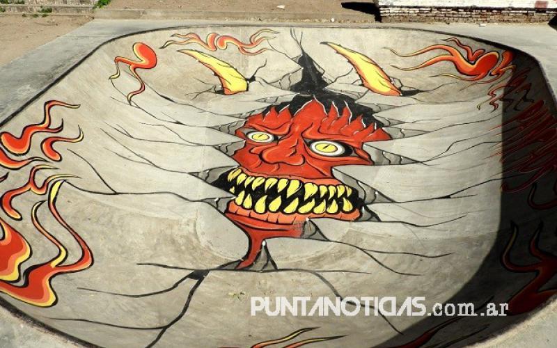 La pista de skate del Parque Sarmiento toma color con arte urbano 