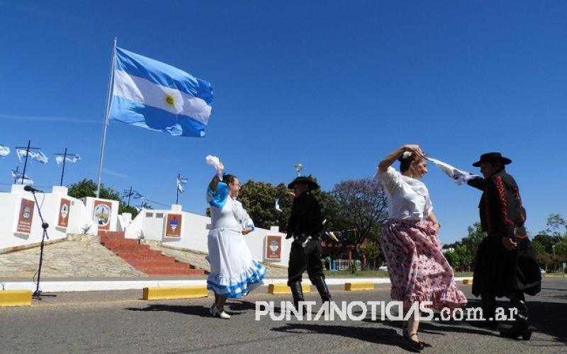 En su 34° Aniversario, se realizó el acto en homenaje al Monumento a las Provincias Argentinas 