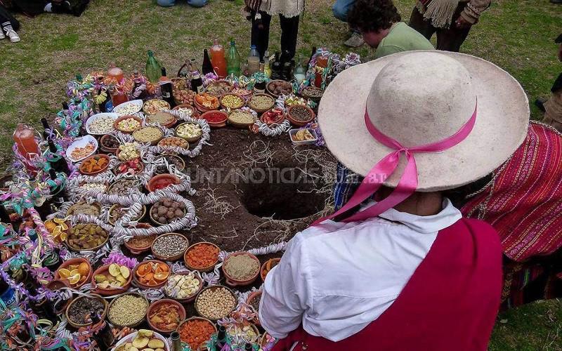 Vuelven las celebraciones populares por la Pachamama tras dos años de pandemia 