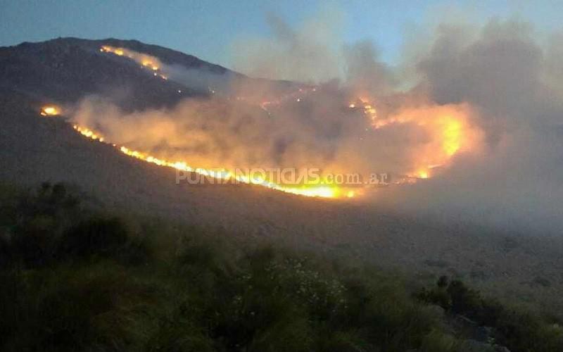 Córdoba: controlaron las llamas en el norte pero se desató otro incendio en el sur